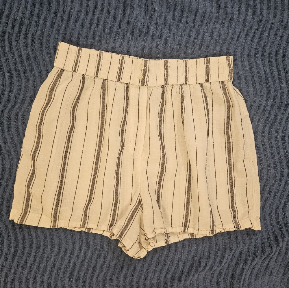 Gap Body (Gapbody) white with Stripes Shorts Size S Small